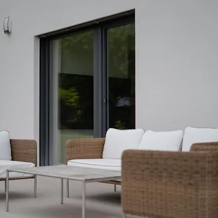 Apartment Auen Gartensuite Deluxe Schiefling am See